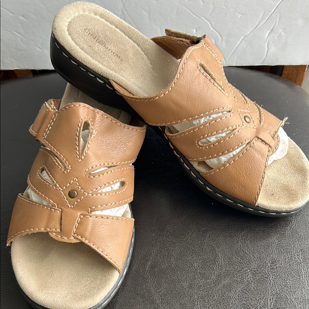 Croft & Barrow Women's Tan open toe Sandals, inner textile dole comfort sz 7.5 🌹